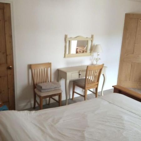 Welcoming Cottage In Chichester Near City Centre Εξωτερικό φωτογραφία