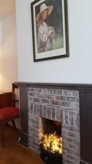 Welcoming Cottage In Chichester Near City Centre Εξωτερικό φωτογραφία